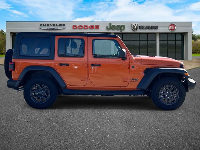 Used 2025 Jeep Wrangler Sport S image 27
