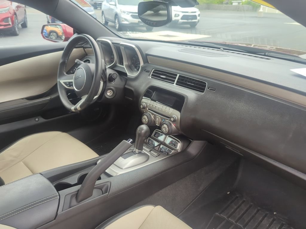 Used 2010 Chevrolet Camaro SS w/ RS Package RWD image 12