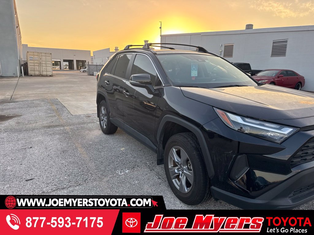 Used 2024 Toyota RAV4 XLE w/ Convenience Package FWD image 1