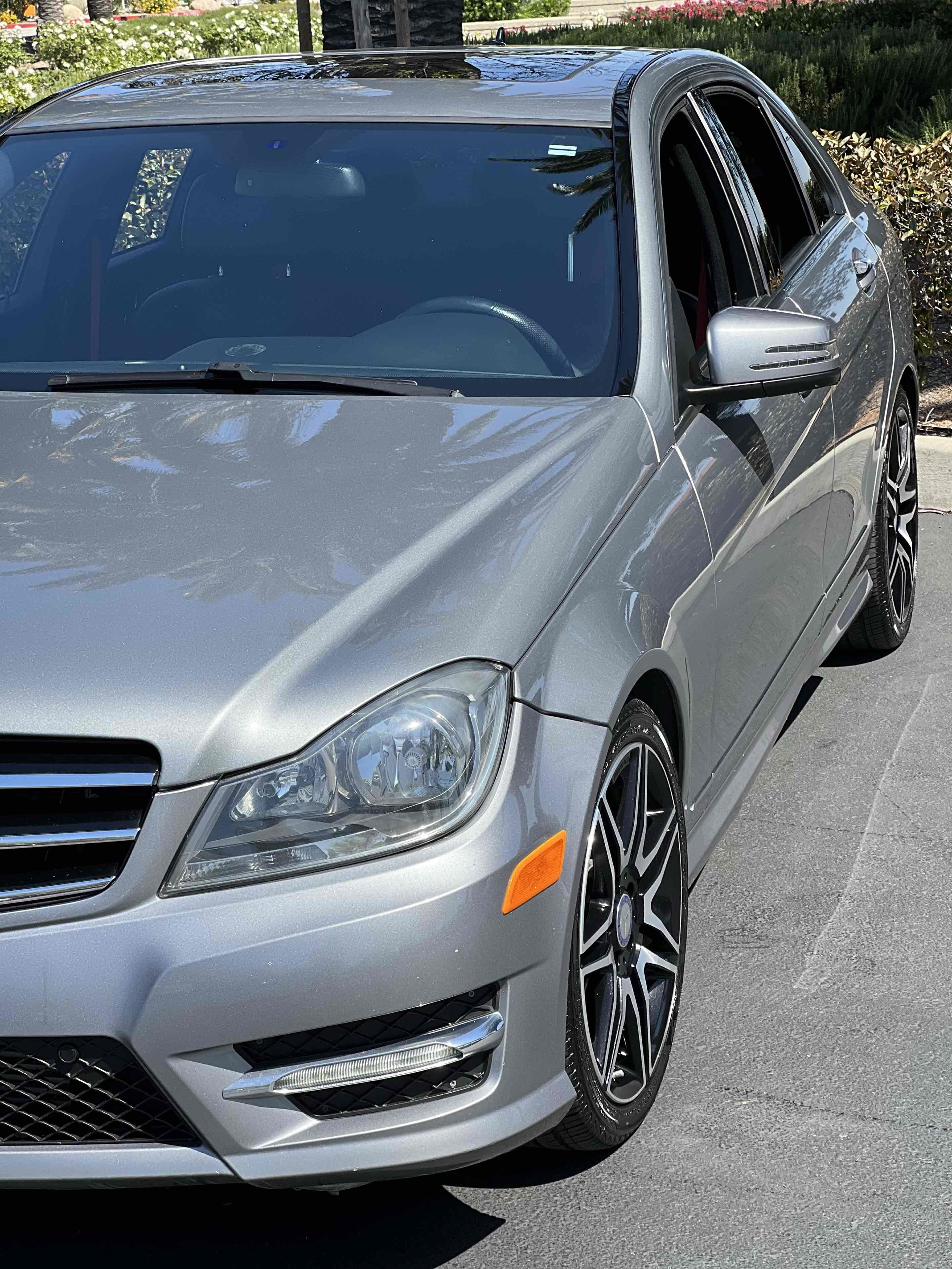 Used 2014 Mercedes-Benz C 250 Sedan image 33