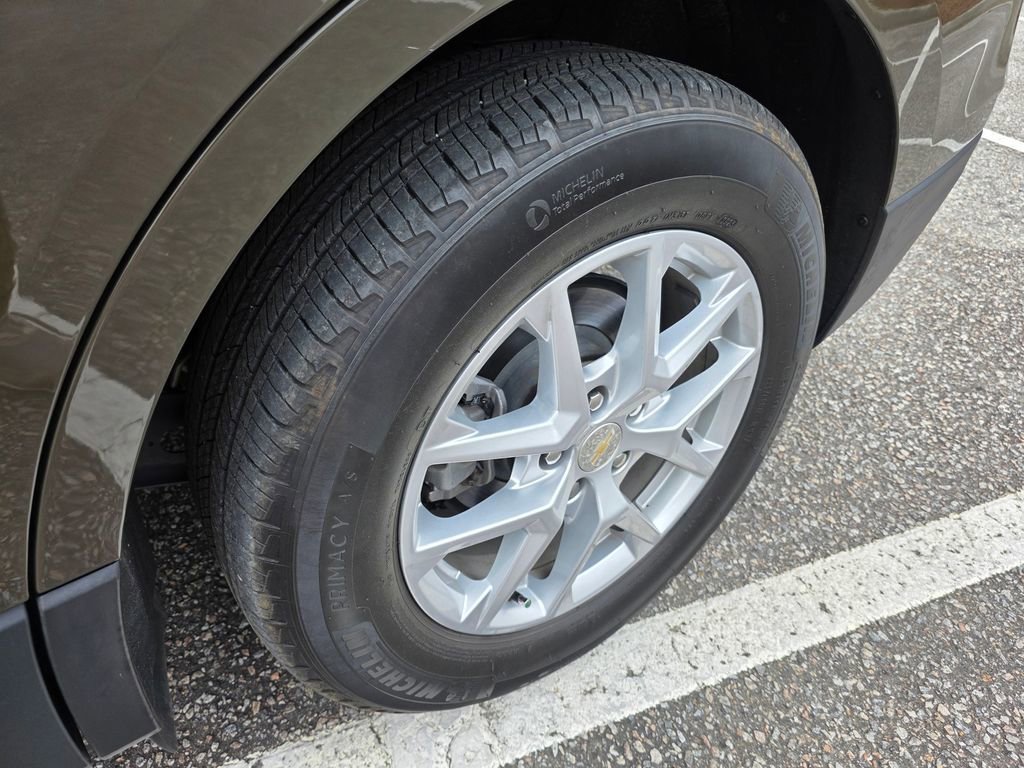 Used 2023 Chevrolet Equinox LT image 8
