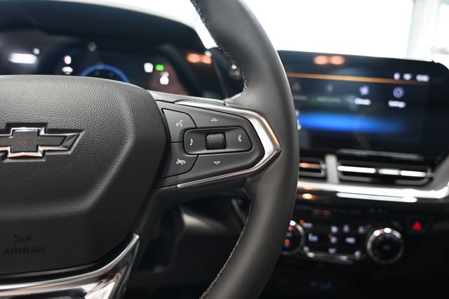New 2026 Chevrolet Trax ACTIV w/ Sunroof Package FWD image 24