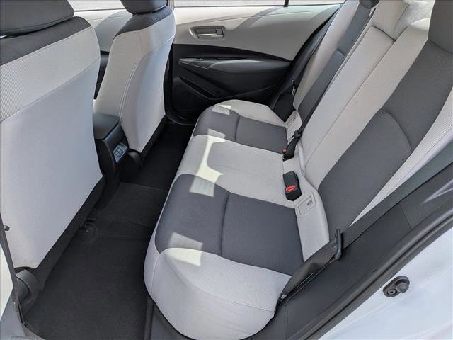 Used 2025 Toyota Corolla LE image 18