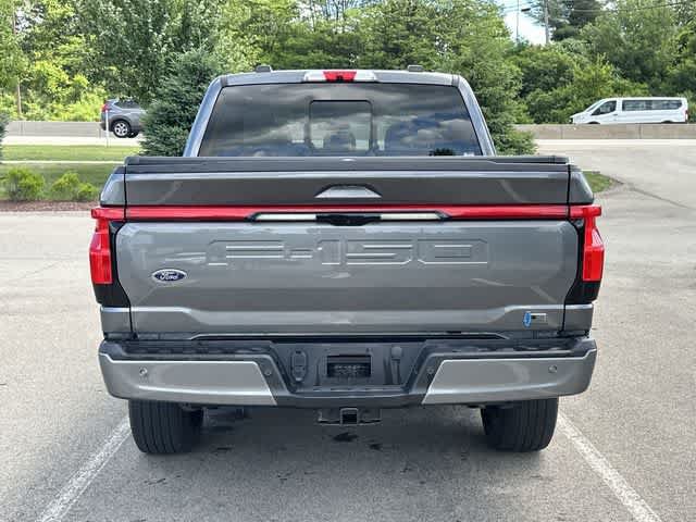 Used 2023 Ford F150 Lightning Platinum AWD/4WD image 4