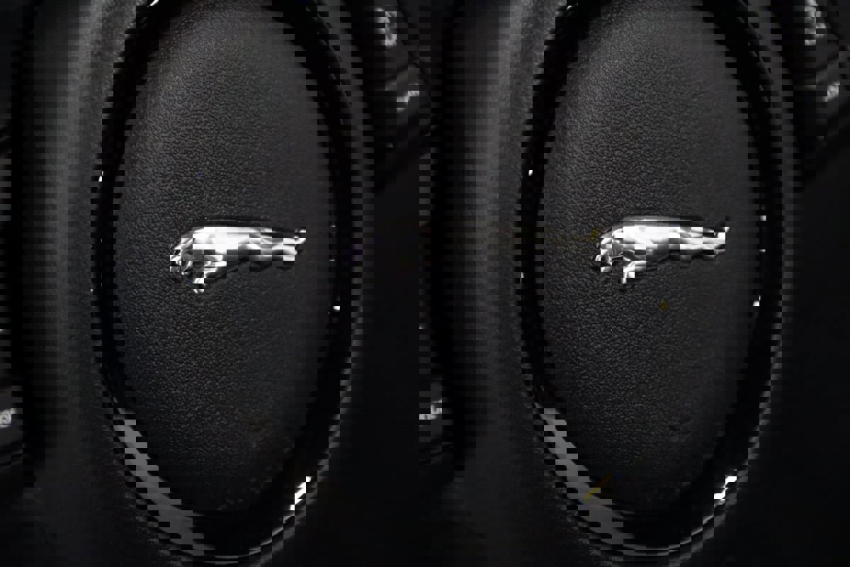 Used 2021 Jaguar F-TYPE R-Dynamic image 49