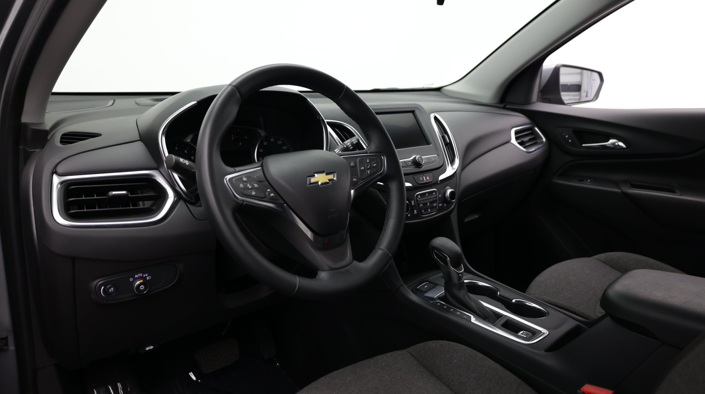 Used 2024 Chevrolet Equinox LT AWD/4WD image 12