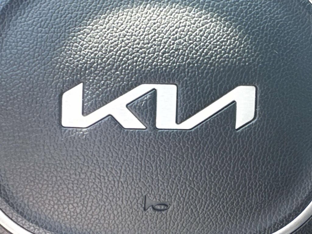 Certified 2023 Kia Sorento S w/ Panoramic Sunroof Package AWD/4WD image 27