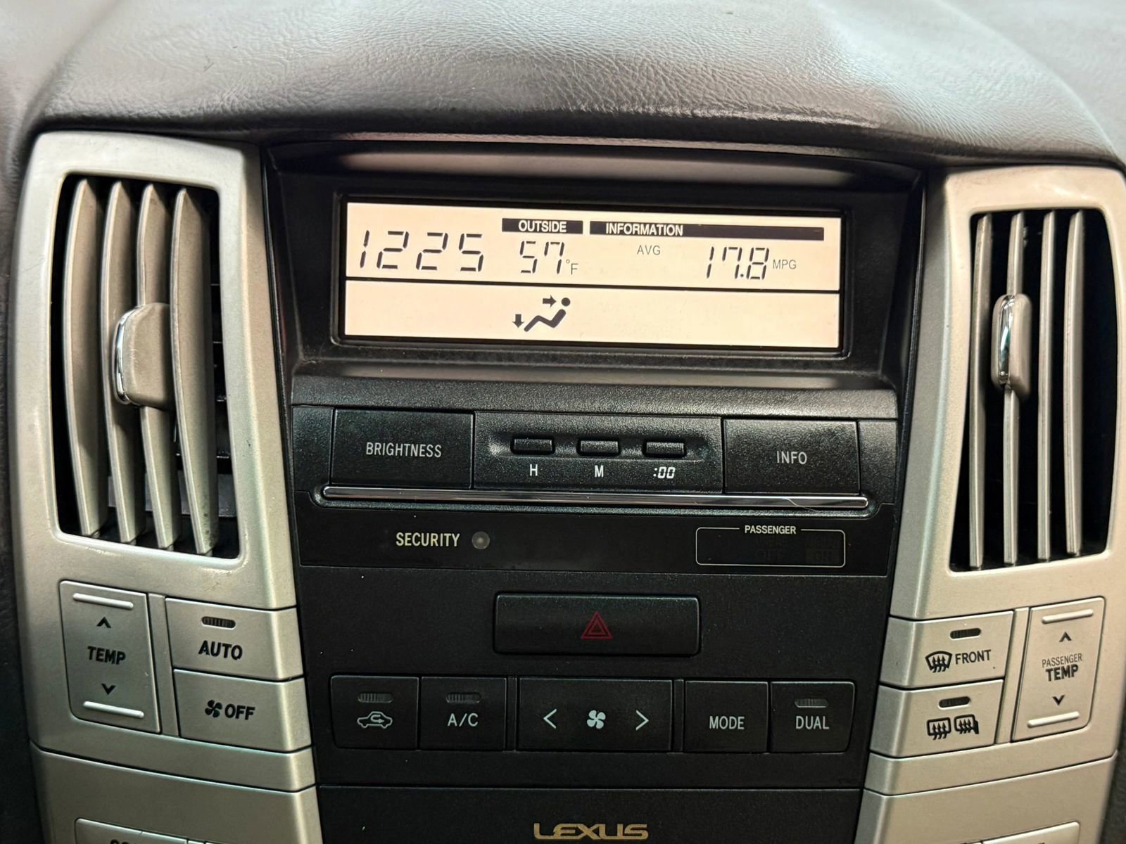 Used 2006 Lexus RX 400h 2WD image 33