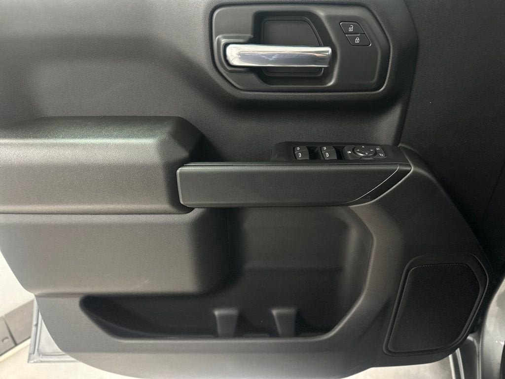 New 2026 Chevrolet Silverado 1500 Custom RWD image 18