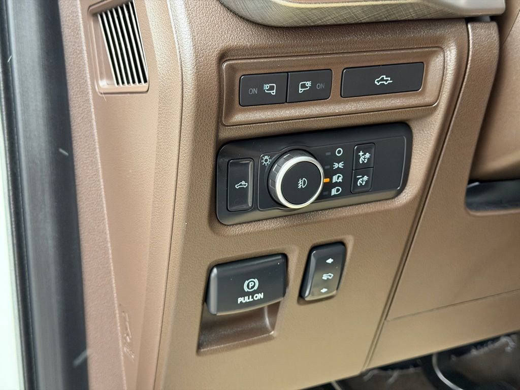Used 2021 Ford F150 King Ranch w/ FX4 Off-Road Package image 24