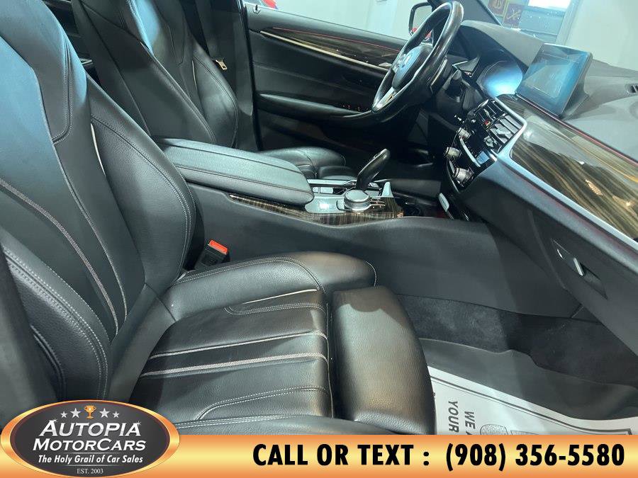 Used 2020 BMW 530i xDrive w/ Premium Package AWD/4WD image 11