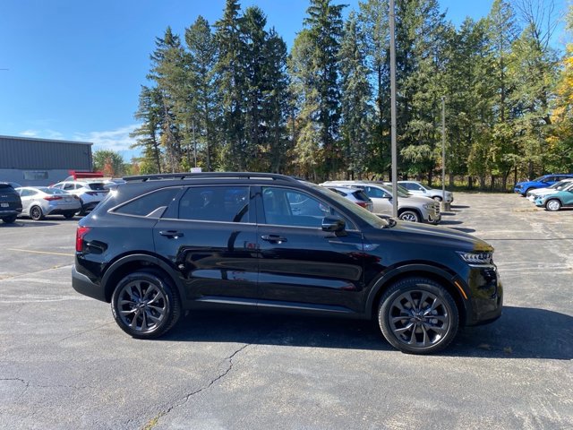 Certified 2022 Kia Sorento X-Line EX image 8