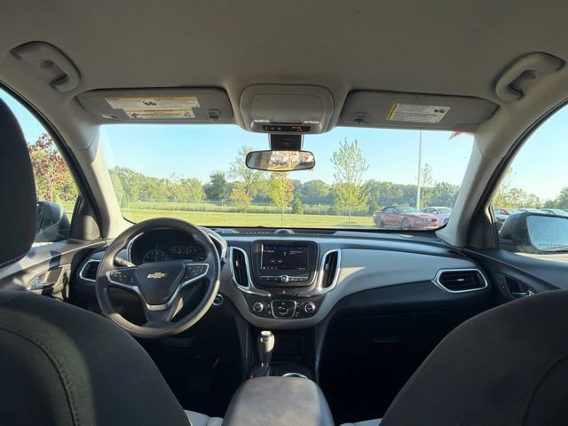 Used 2020 Chevrolet Equinox LS FWD image 17