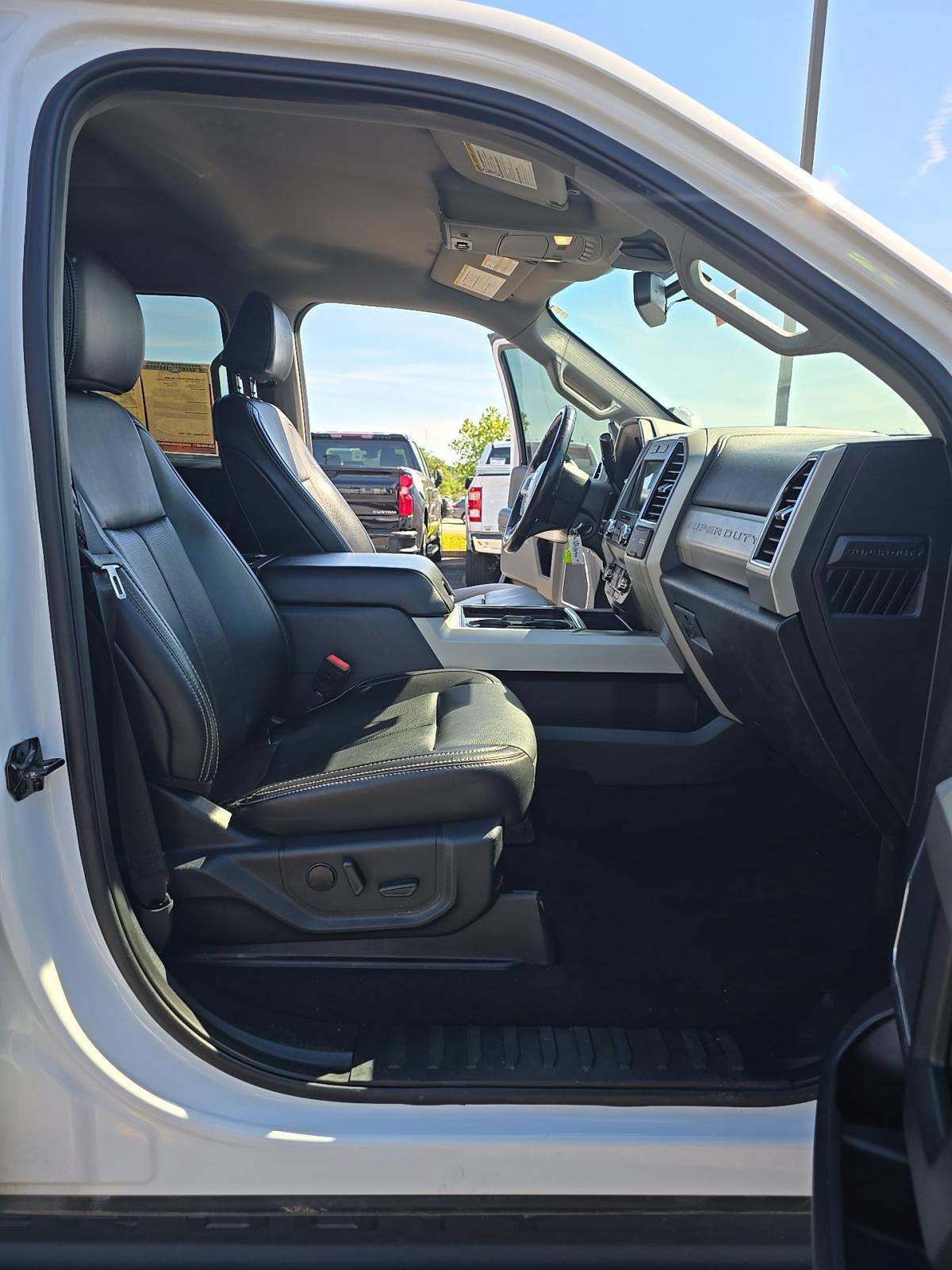 Used 2021 Ford F250 Lariat w/ Lariat Value Package AWD/4WD image 10