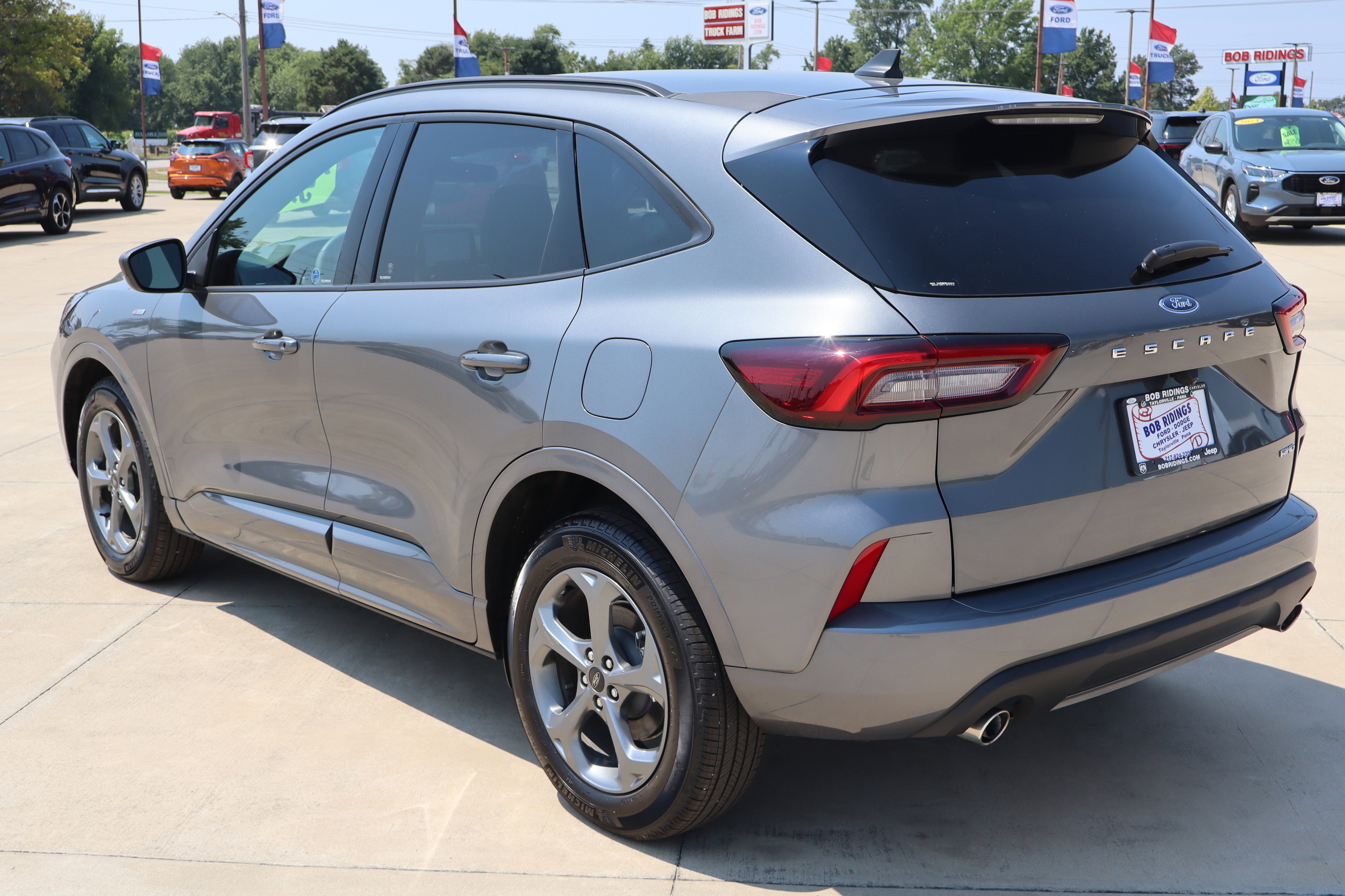 Used 2023 Ford Escape ST-Line AWD/4WD image 8