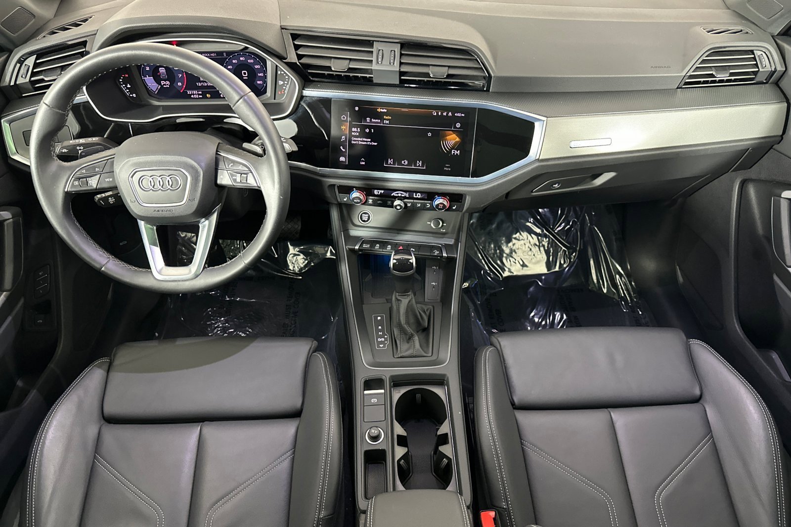 Used 2023 Audi Q3 2.0T Premium Plus w/ Premium Plus Package image 12