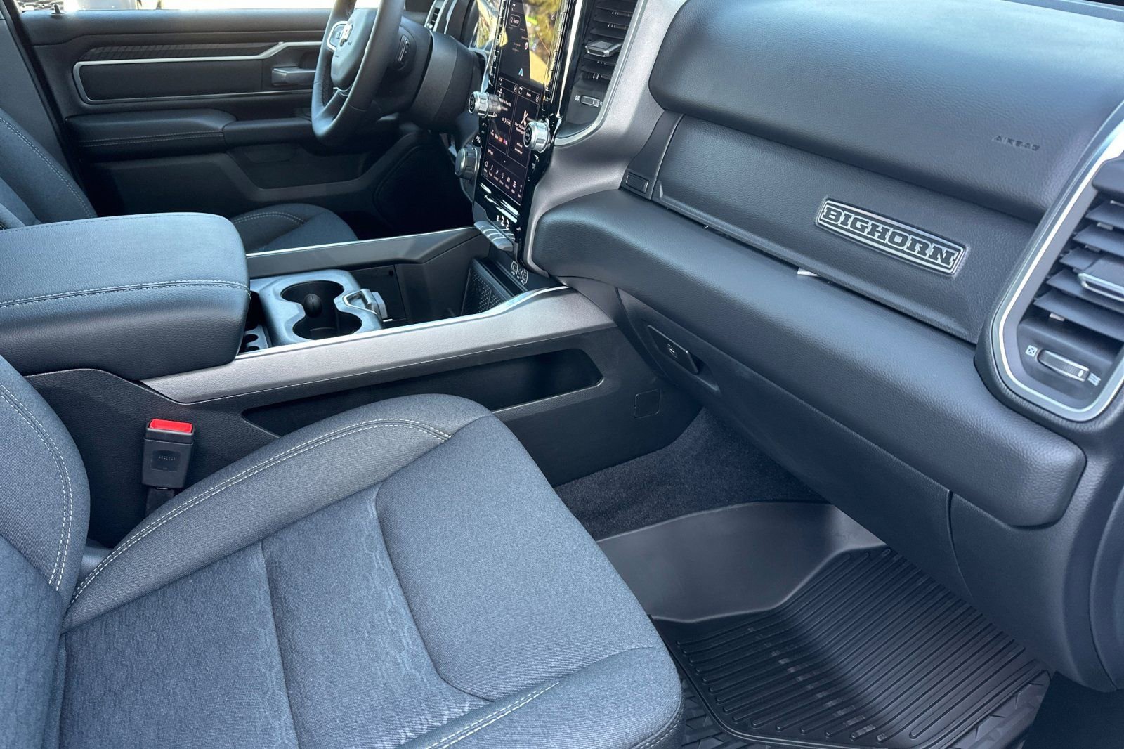 New 2026 RAM 1500 4x4 Crew Cab image 15