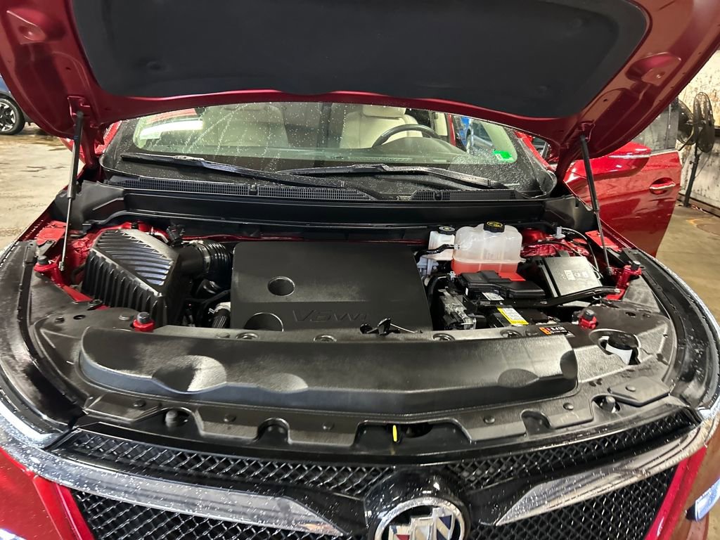 Used 2023 Buick Enclave Essence w/ Sport Touring Edition image 11