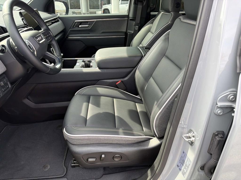 Used 2026 GMC Sierra EV Elevation image 22