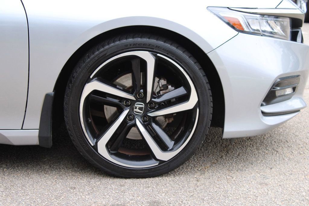 Used 2019 Honda Accord Sport image 29