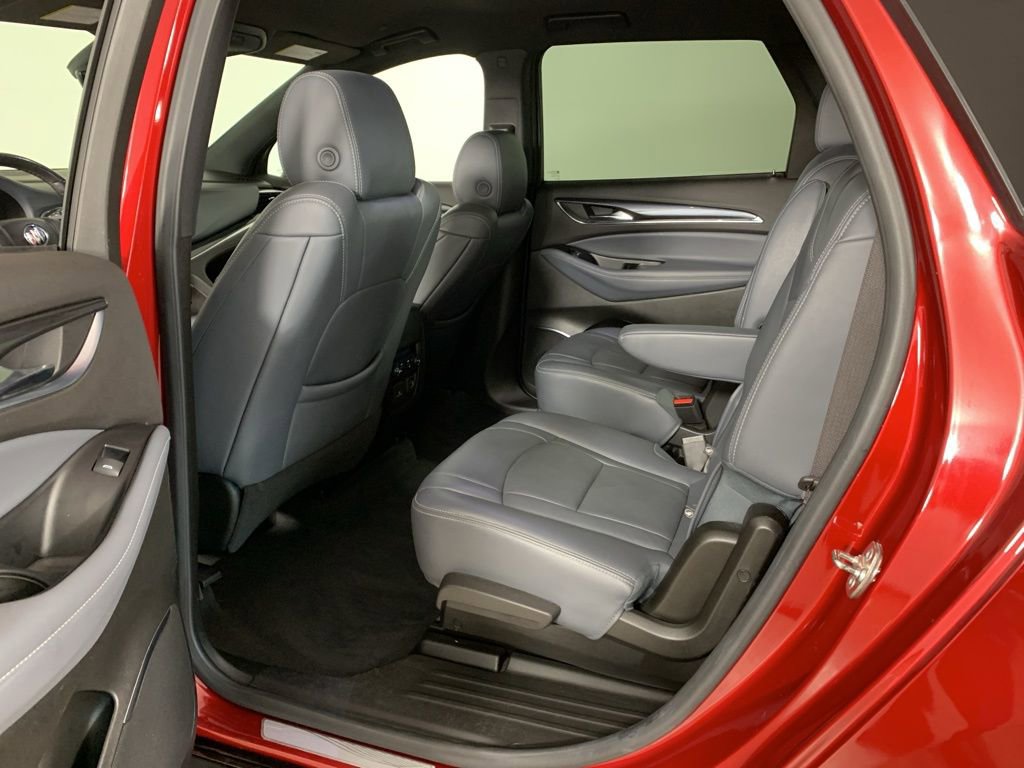 Used 2024 Buick Enclave Premium image 35