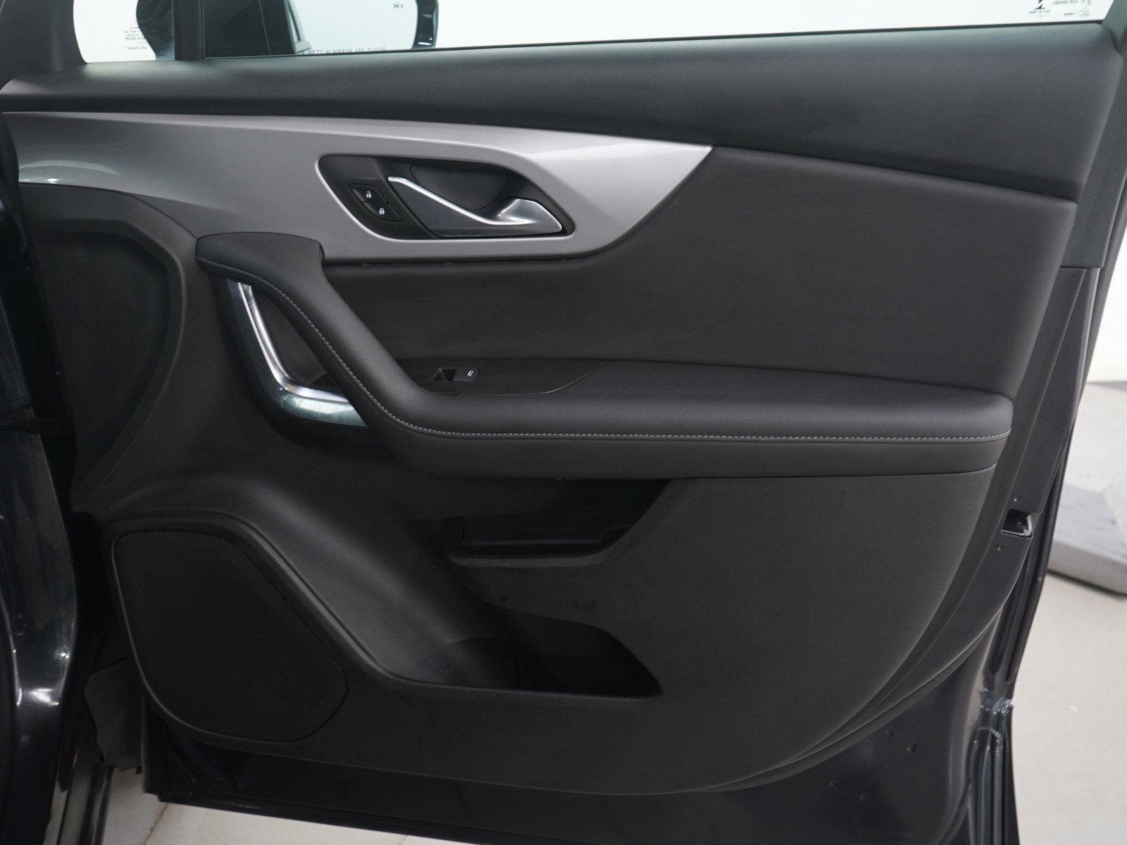 Used 2022 Chevrolet Blazer LT image 12