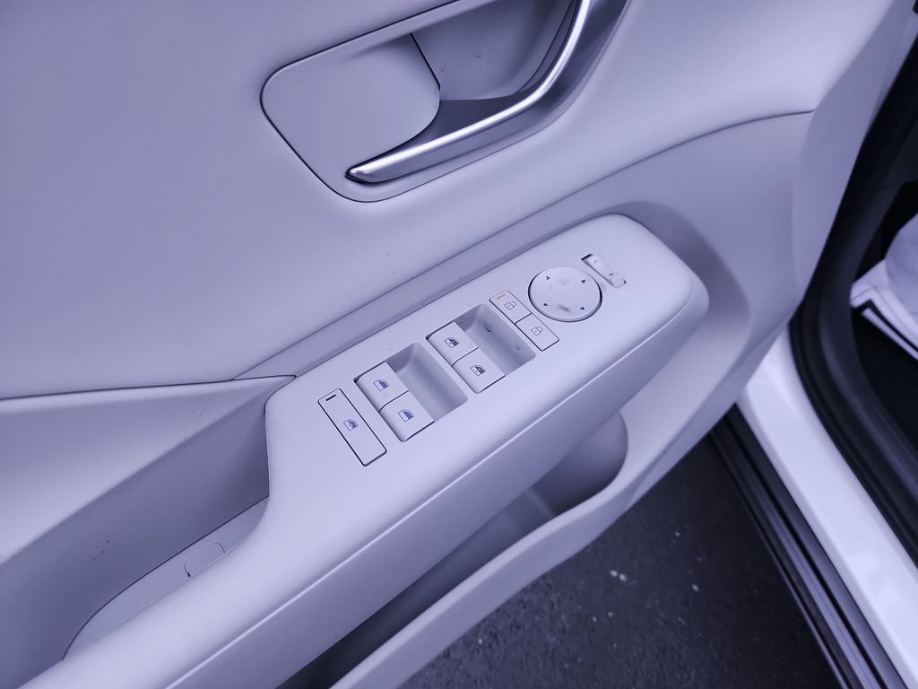 New 2026 Hyundai Kona SEL Premium AWD/4WD image 13