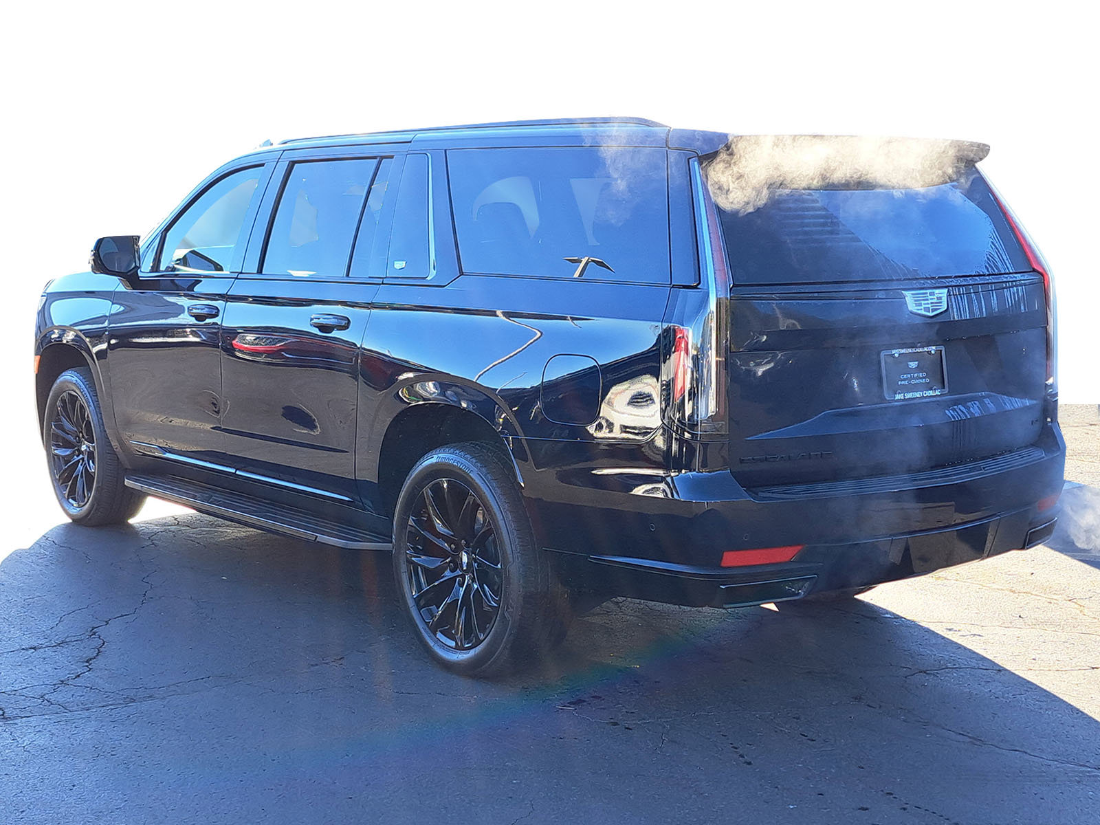 Used 2024 Cadillac Escalade ESV Sport w/ LPO, ONYX Package image 6