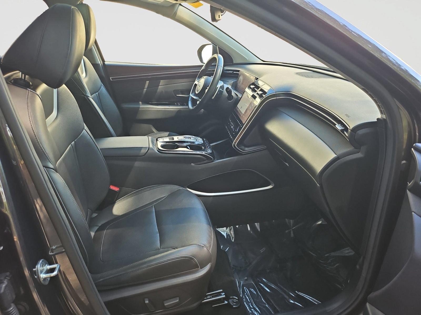Used 2022 Hyundai Tucson Limited FWD image 15