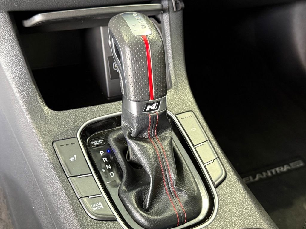 Used 2020 Hyundai Elantra GT N Line image 26