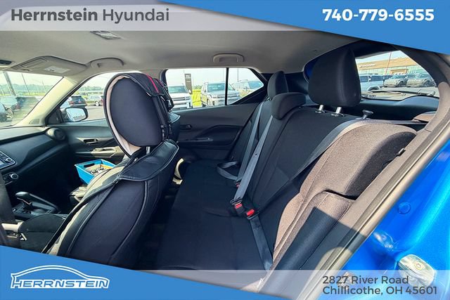 Used 2023 Nissan Kicks S FWD image 16