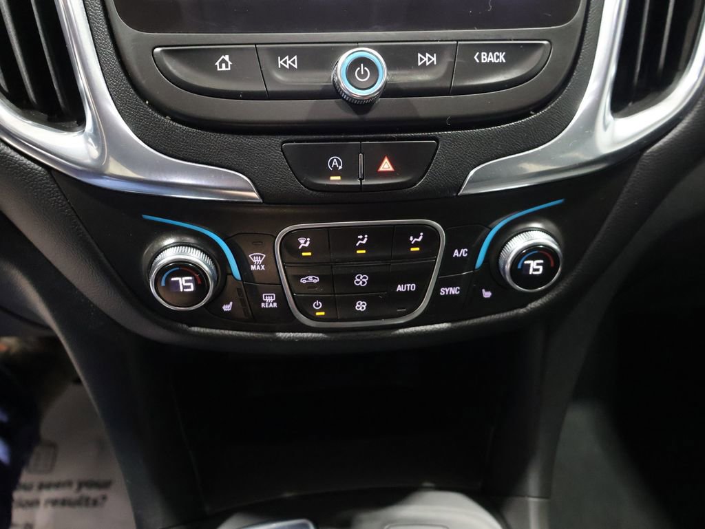 Used 2023 Chevrolet Equinox LT image 28