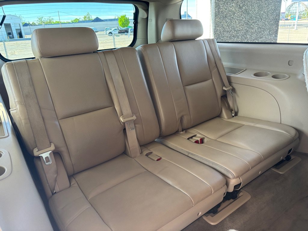 Used 2013 GMC Yukon XL Denali AWD/4WD image 36