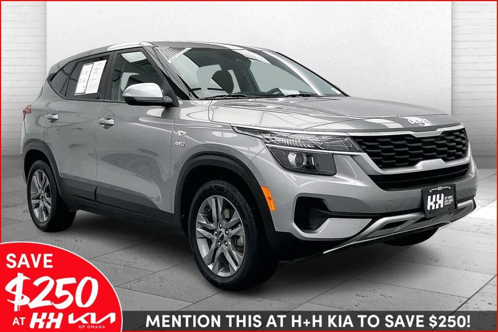 Used 2023 Kia Seltos LX
