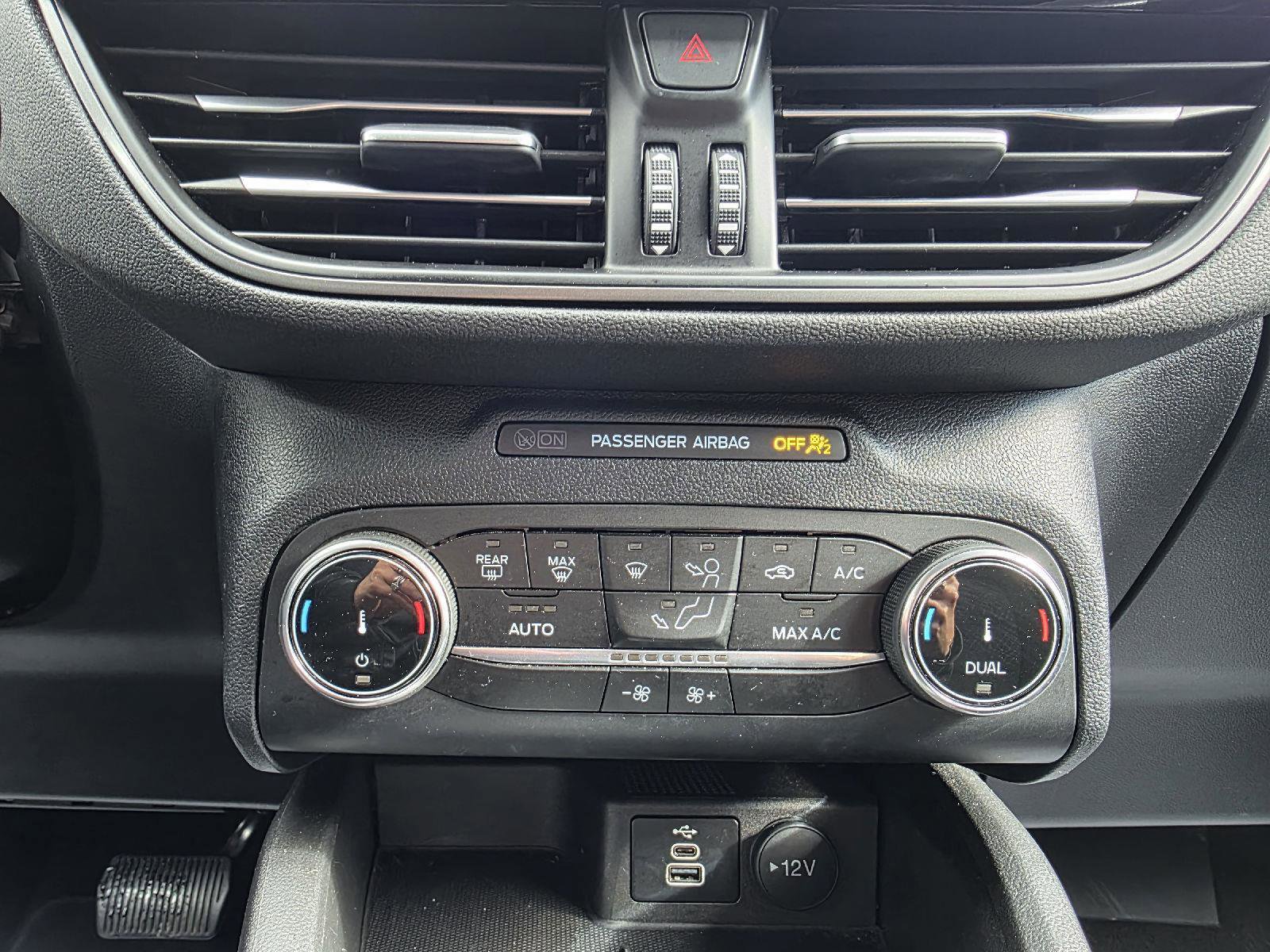 Used 2025 Ford Escape Active image 19