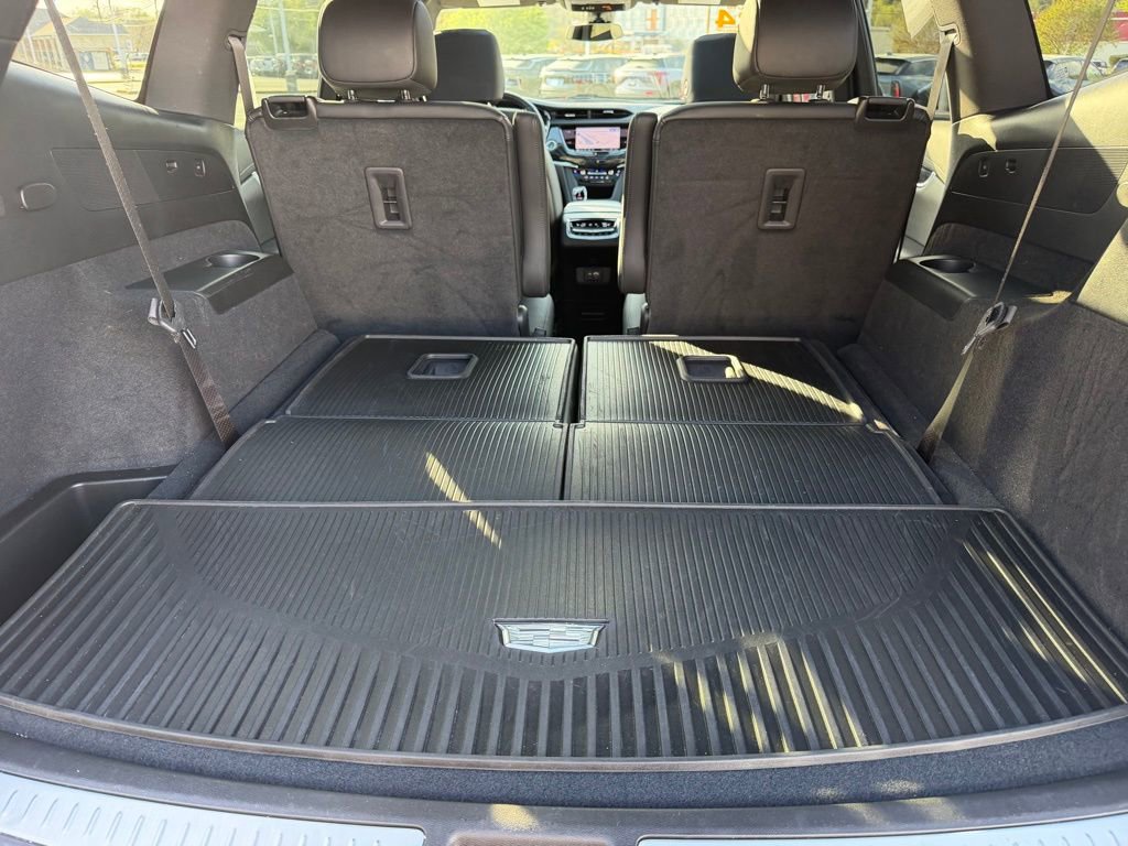 Used 2024 Cadillac XT6 Premium Luxury w/ LPO, Floor Liner Package image 29