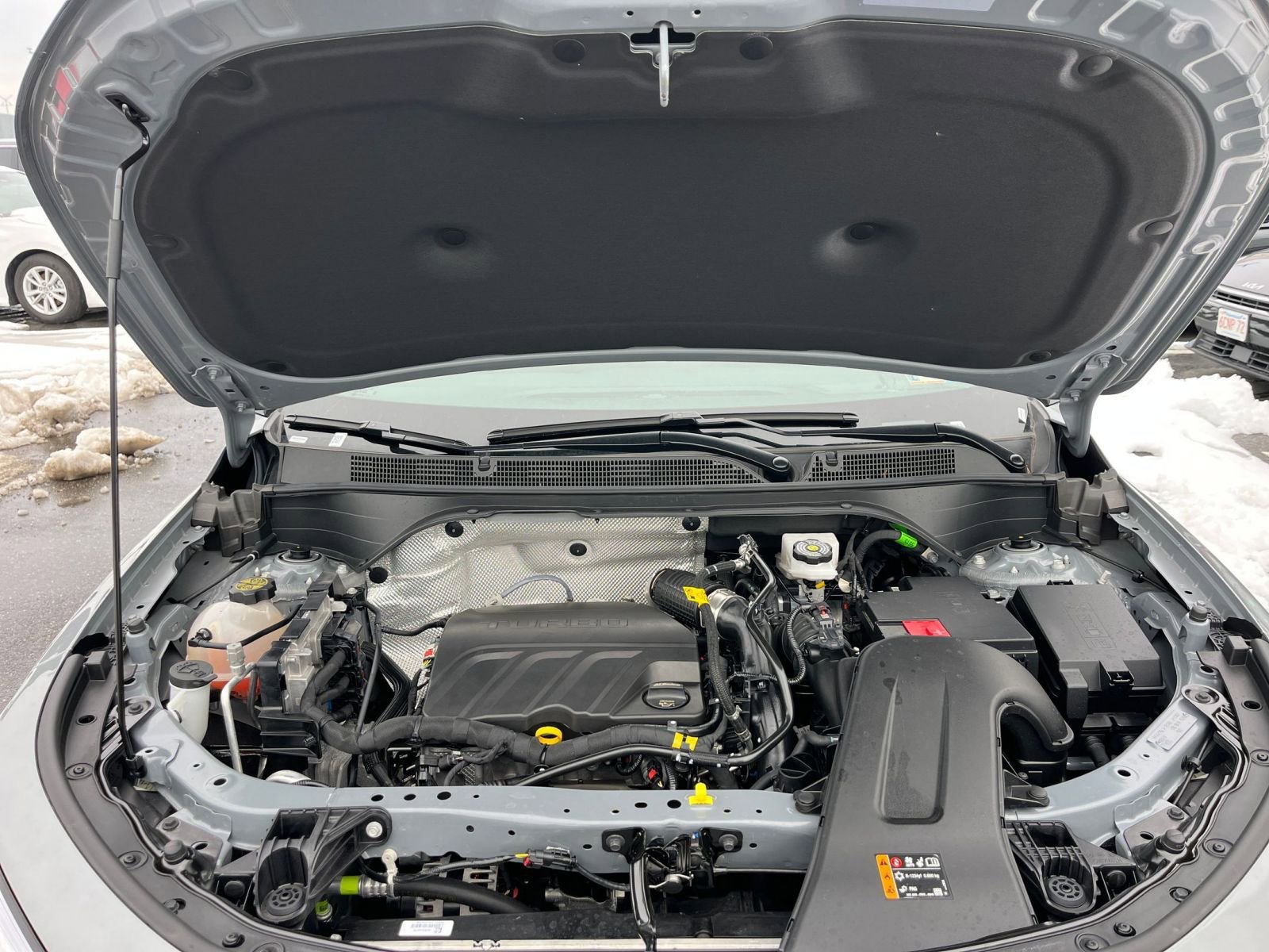 Used 2025 Buick Envista Sport Touring FWD image 32