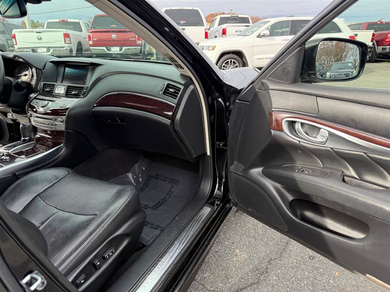 Used 2011 INFINITI M37 x w/ Premium Pkg image 14