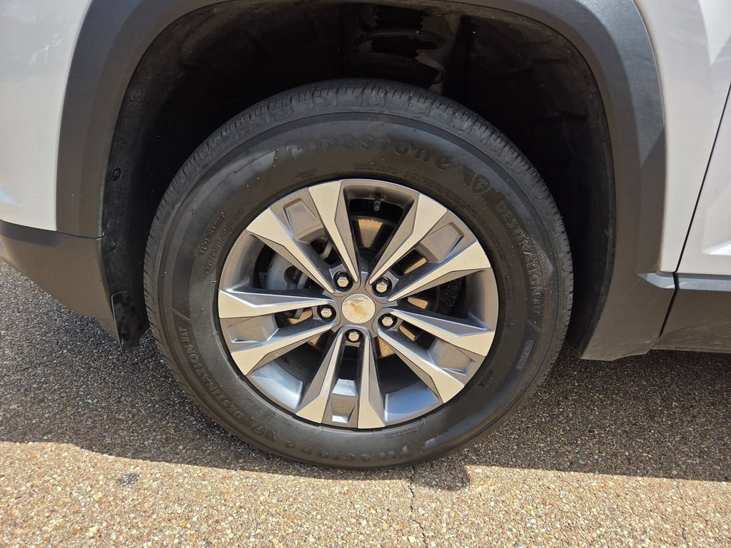 Used 2025 Chevrolet Equinox LT w/ Convenience Package II FWD image 31