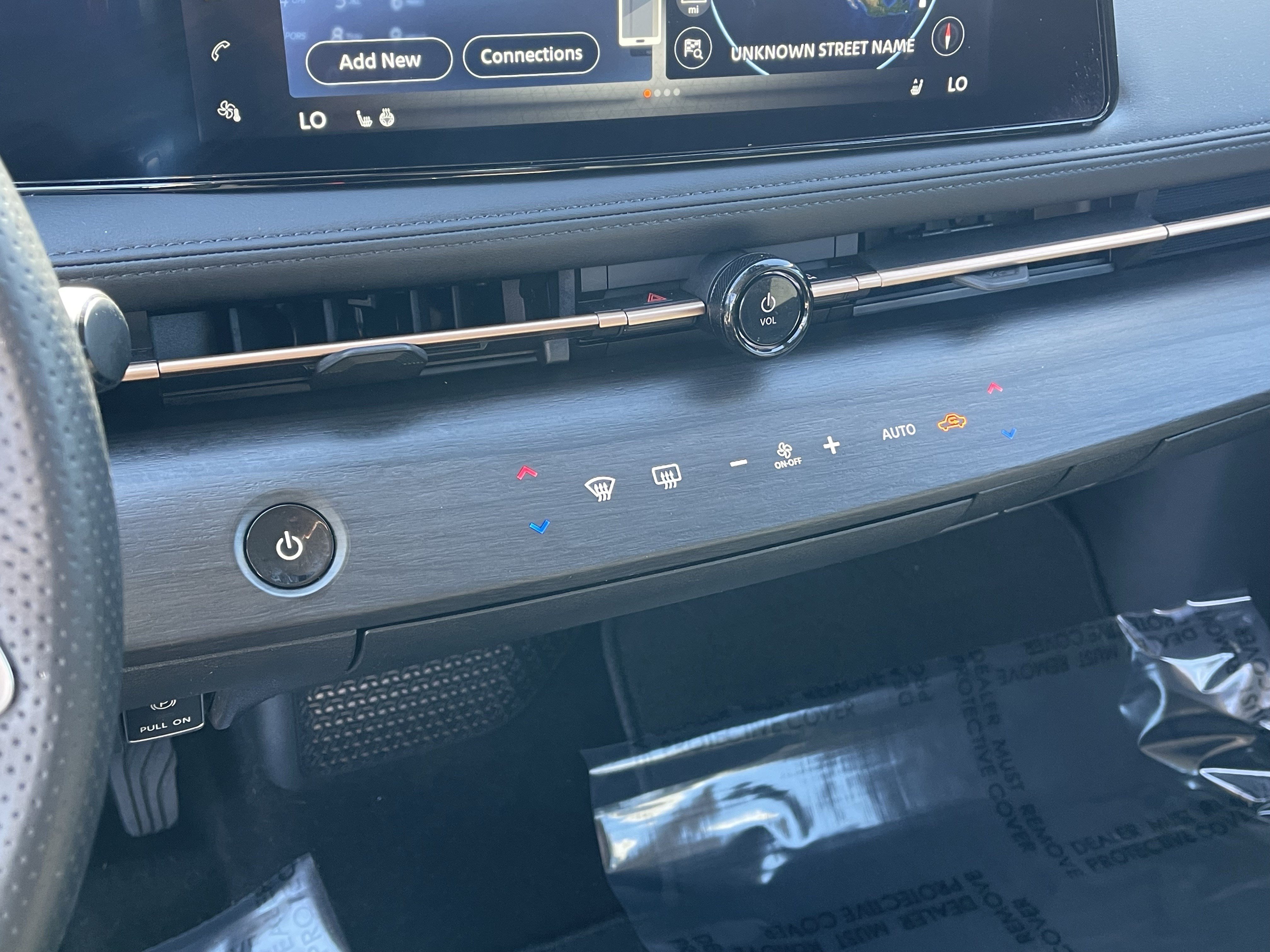 Used 2024 Nissan Ariya FWD image 24