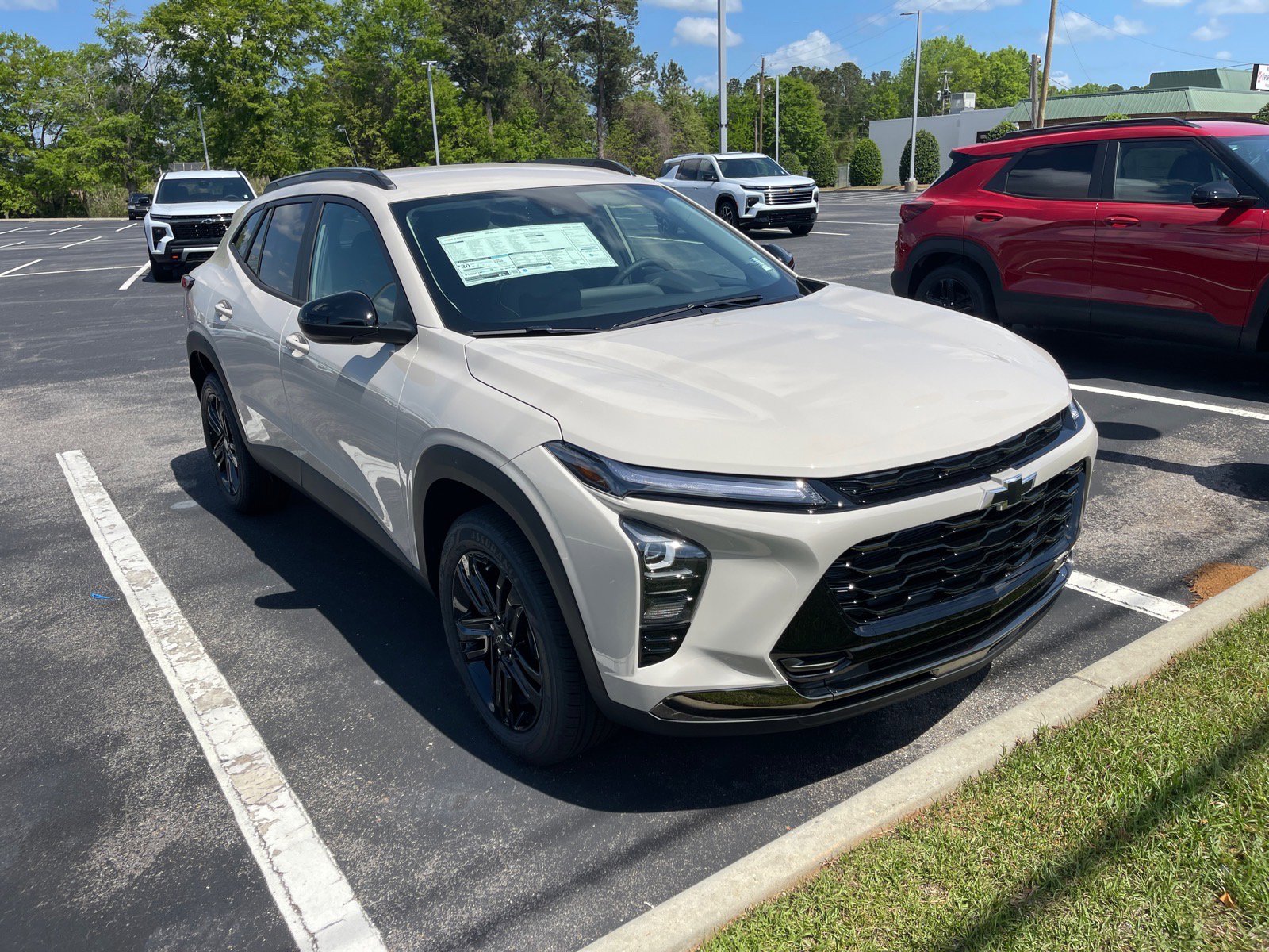 New 2026 Chevrolet Trax ACTIV image 3