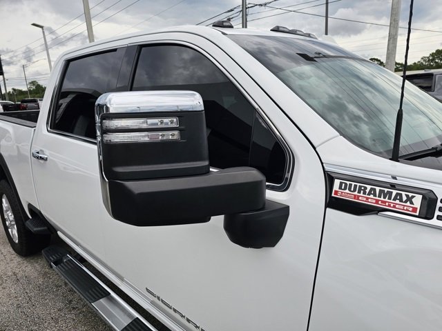 Used 2024 GMC Sierra 2500 SLT w/ SLT Premium Package image 18