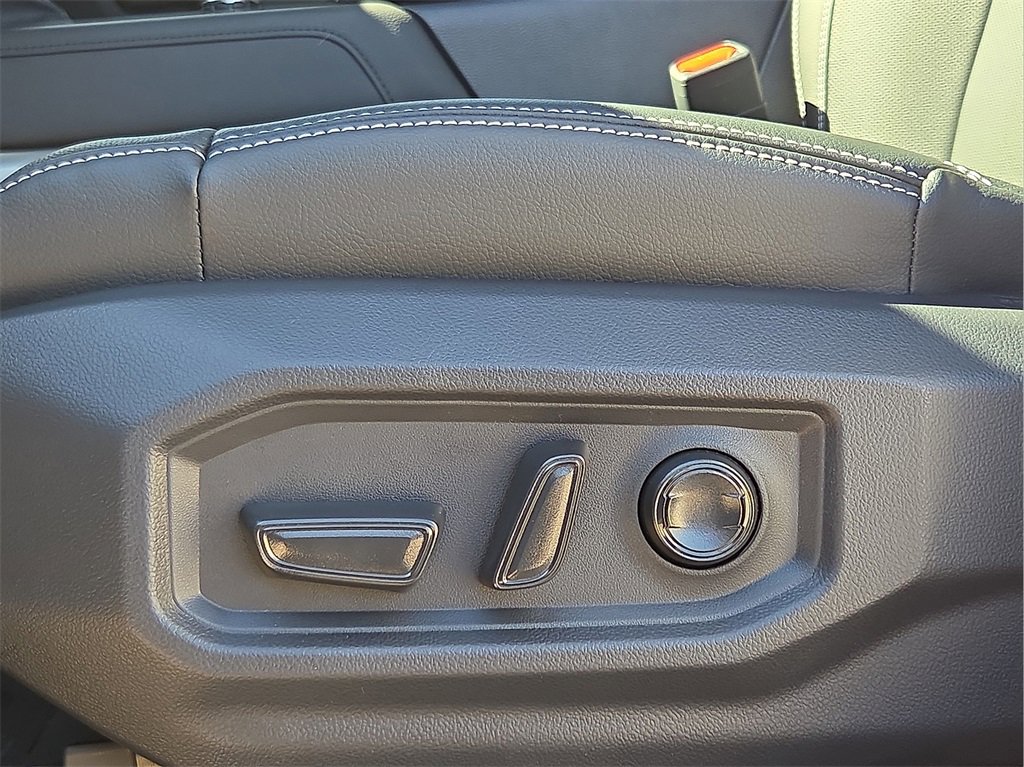 New 2026 Toyota Tundra Limited image 12