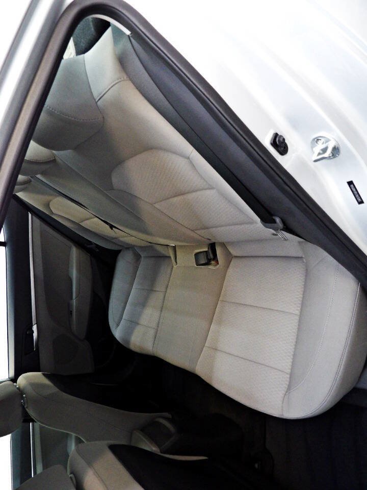 Used 2019 Hyundai Elantra SE FWD image 10