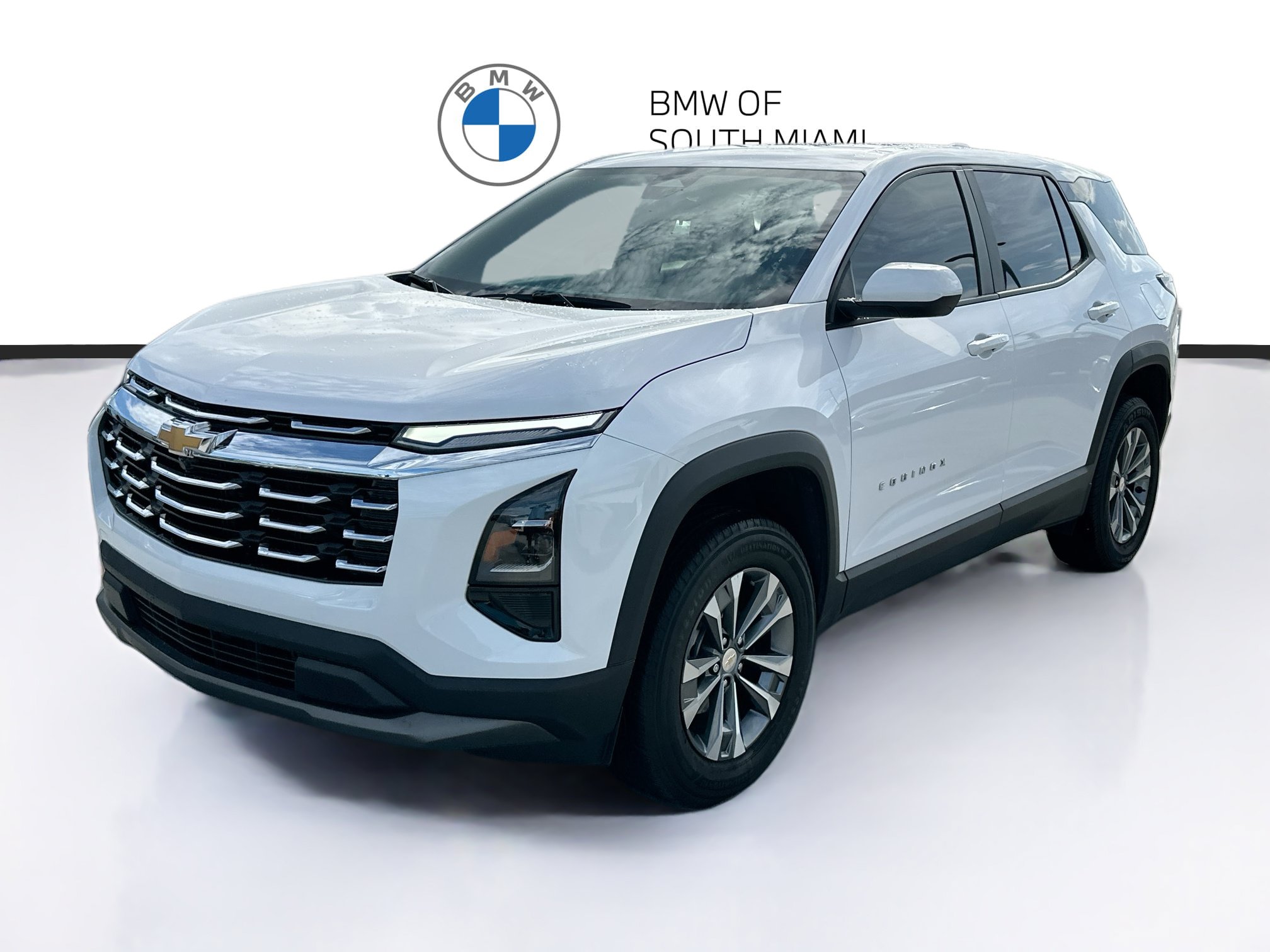 Used 2025 Chevrolet Equinox LT FWD image 3