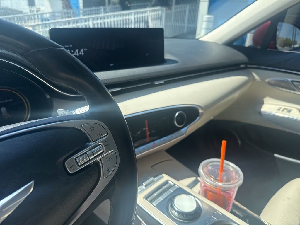 Used 2023 Genesis GV70 2.5T w/ Advanced Package image 21