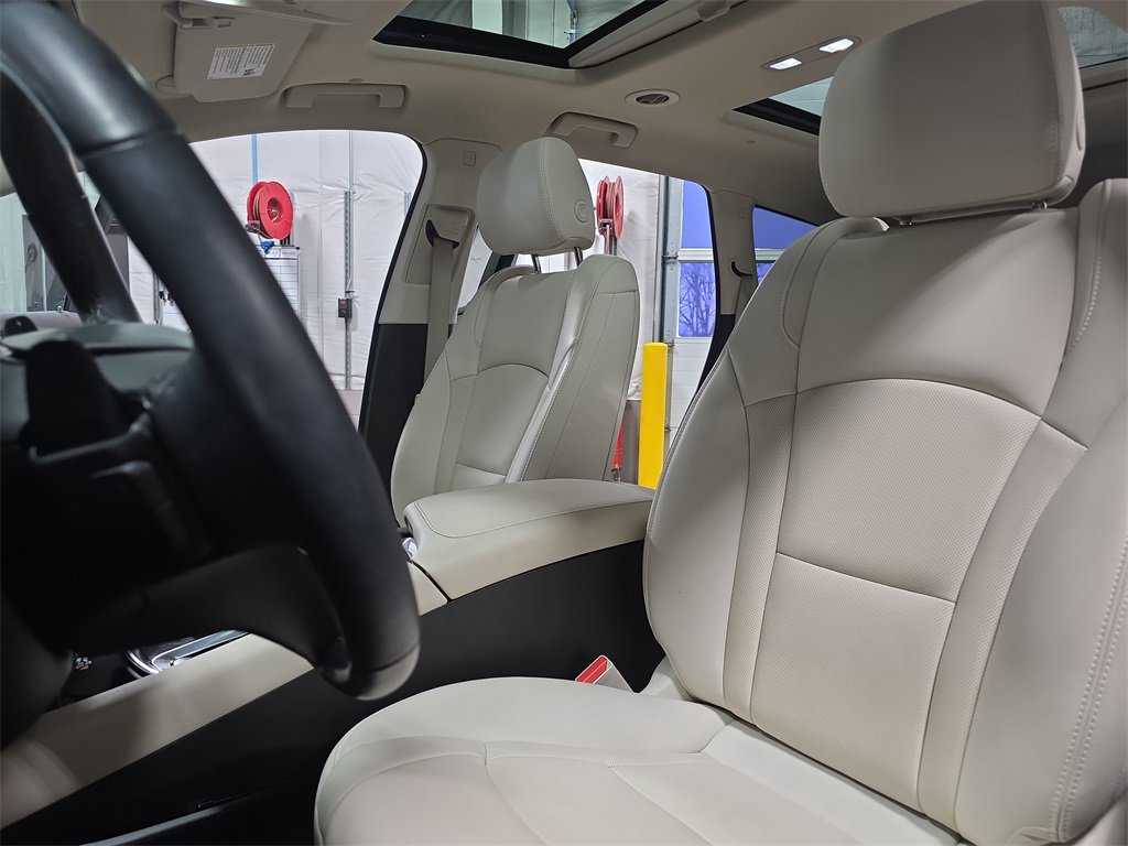 Certified 2023 Buick Enclave Essence w/ Experience Buick Package image 15