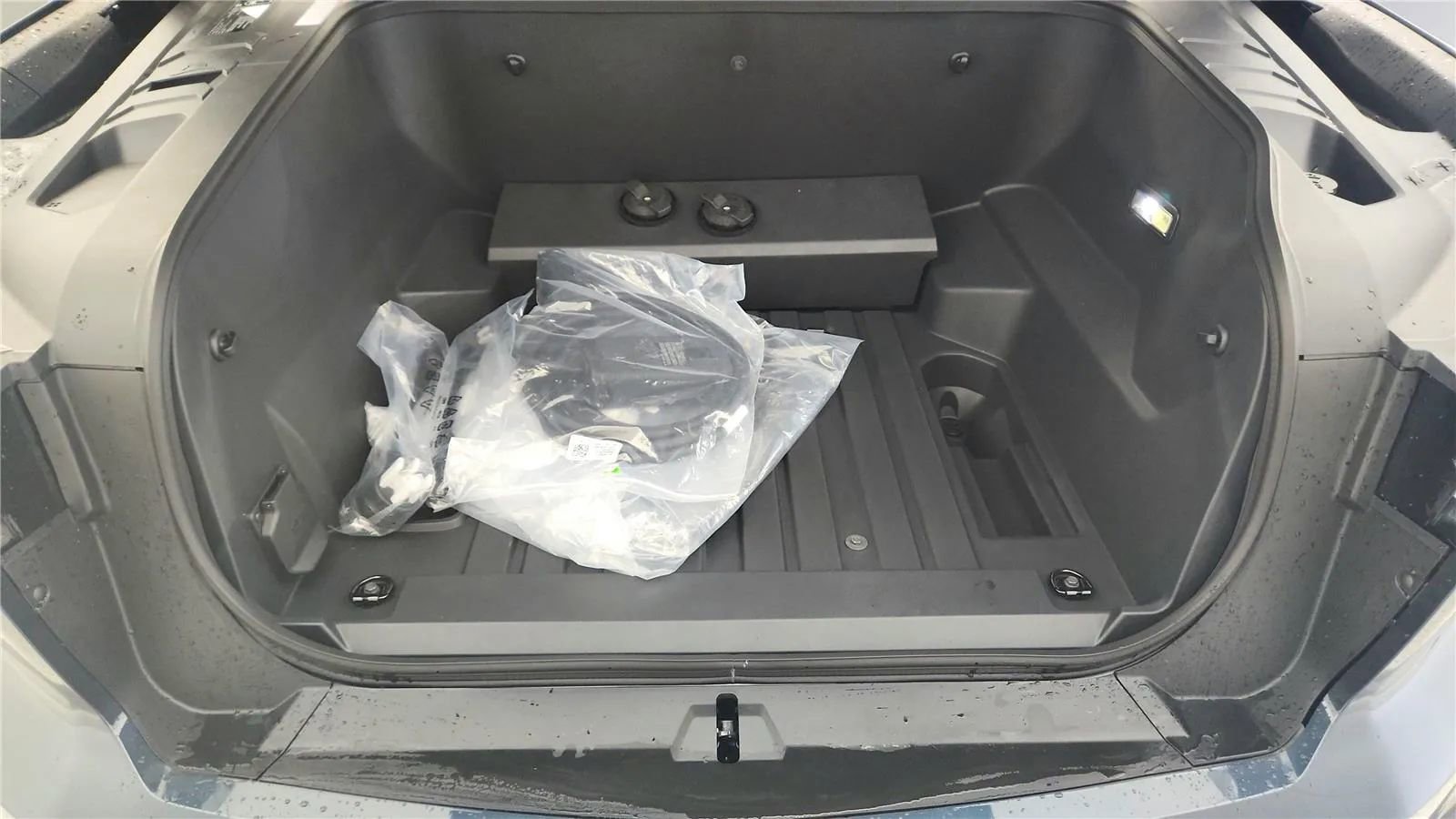 New 2026 Chevrolet Silverado EV LT image 20