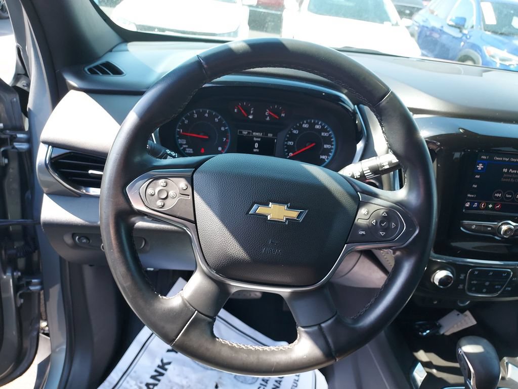 Used 2023 Chevrolet Traverse LT FWD image 20