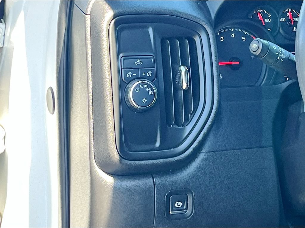 Used 2024 Chevrolet Silverado 2500 W/T w/ WT Convenience Package RWD image 10